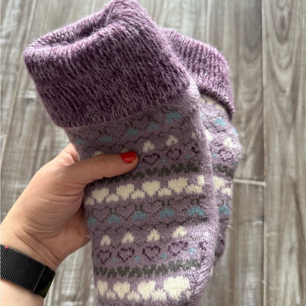 Muk Luks Lavender and Cream Slipper Socks - Picture 3 of 5